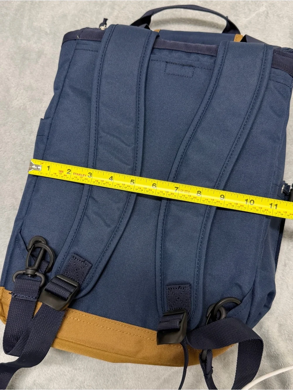 Eddie Bauer Navy Blue 20L Bygone Insulated Backpack Cooler Top Zip Hiking Picnic